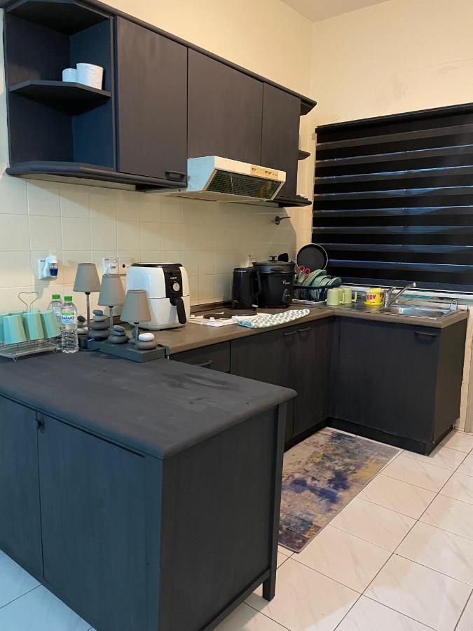 Seri Bulan Apartment Teluk Kemang Port Dickson Exterior photo